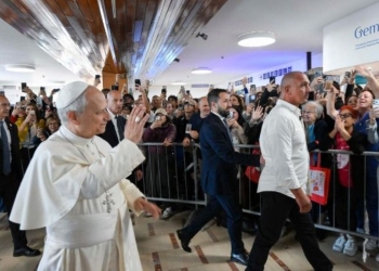 El Papa León al llegar este martes 13 de octubre al Policlínico Gemelli/ policlinicogemelli.it